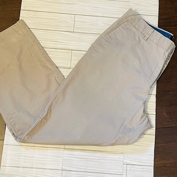Banana Republic Men’s Classic Chino Light Gray 35x30 - Picture 1 of 5